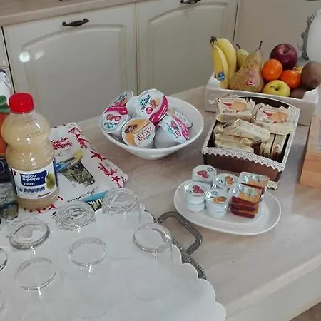 Il Piccolo Melograno 3* Montecosaro (Marche)