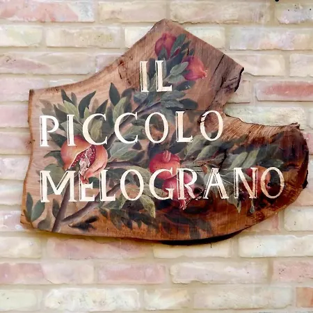 Bed & Breakfast Il Piccolo Melograno