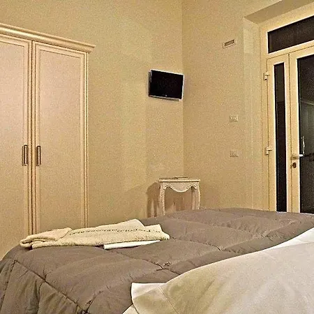 Il Piccolo Melograno 3* Montecosaro (Marche)