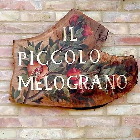 Bed & Breakfast Il Piccolo Melograno Montecosaro (Marche)